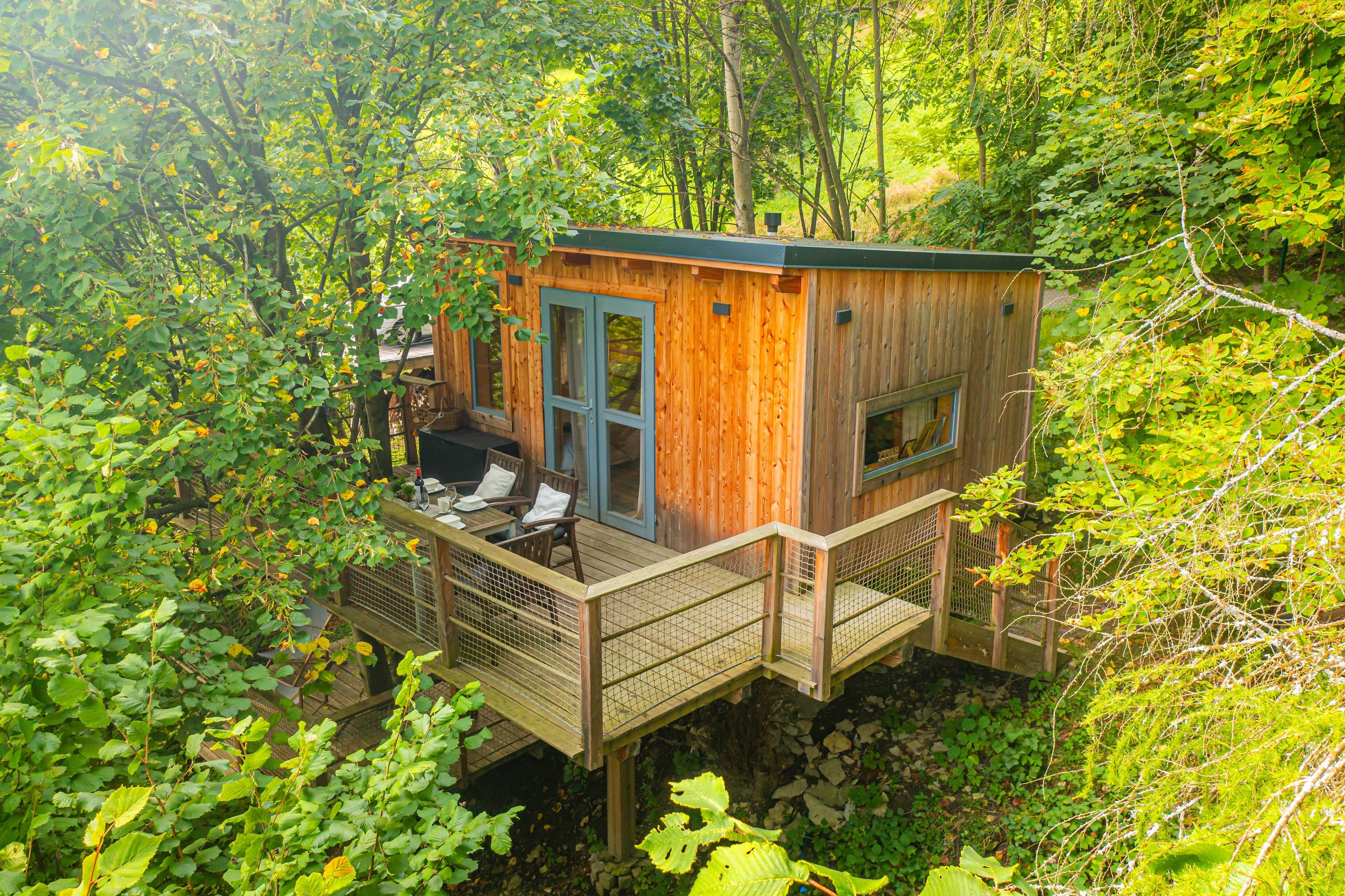 Pozemek 🏡 Na prodej: Glamping Posázaví - investice s atmosférou