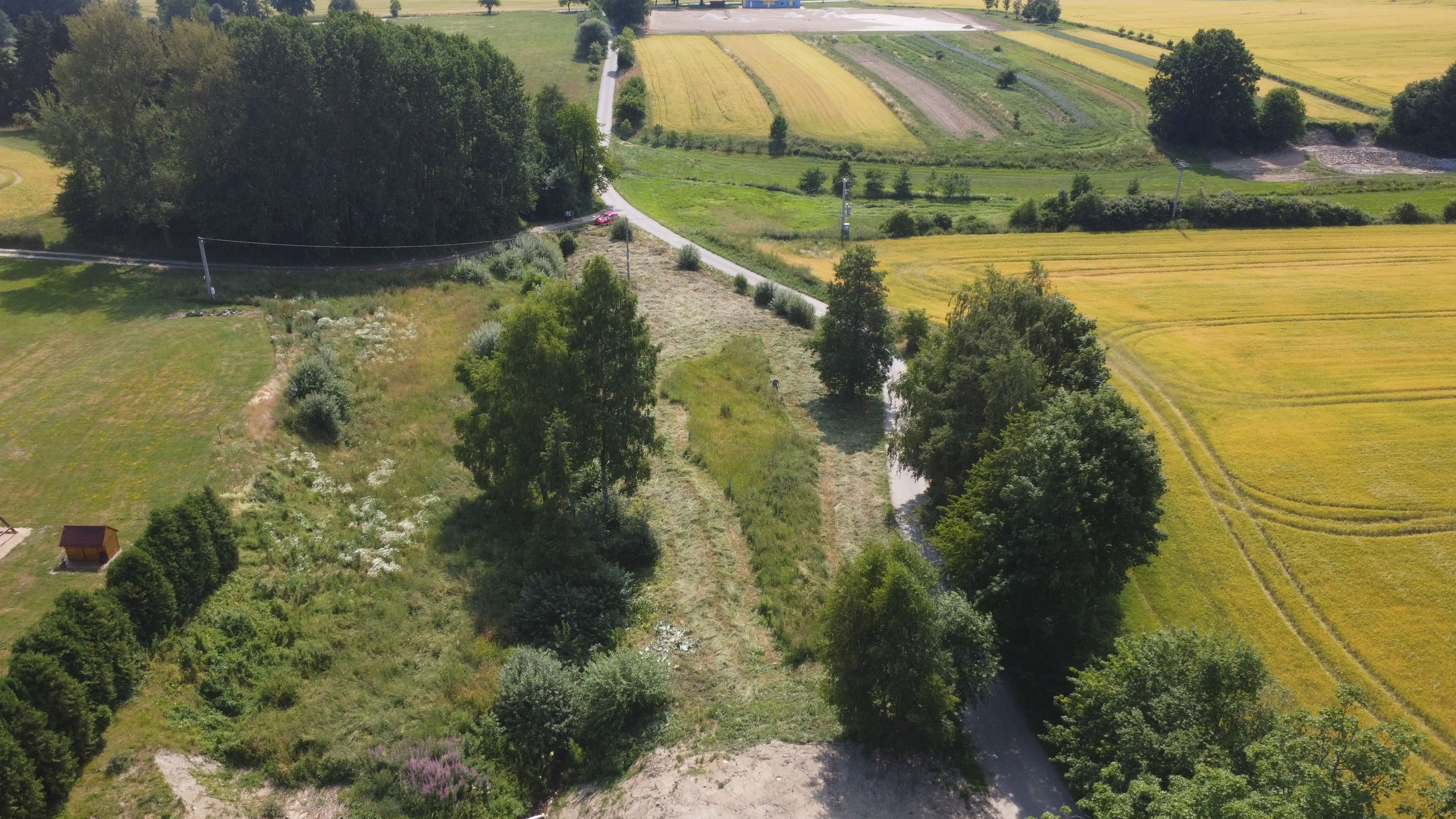 Pozemek 🏡 Pronájem velkého pozemku pro až 3 tiny housy – Smrčná na Moravě. Cena 3 × 5 000 Kč / měsíc (za 3 jednotky)