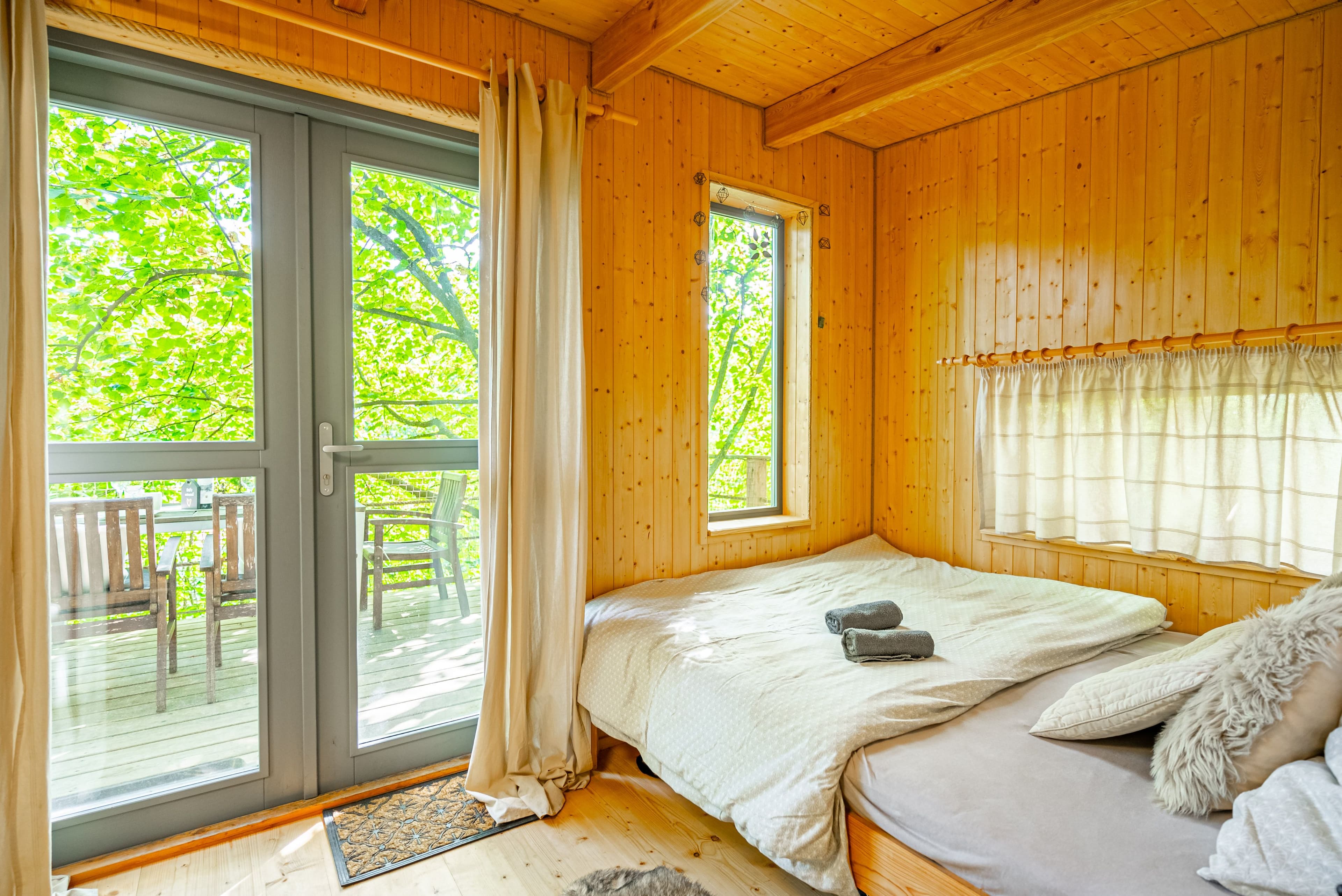 Pozemek 🏡 Na prodej: Glamping Posázaví - investice s atmosférou