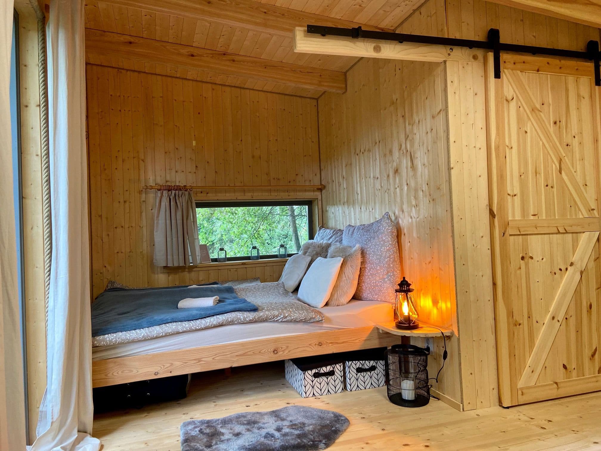 Pozemek 🏡 Na prodej: Glamping Posázaví - investice s atmosférou