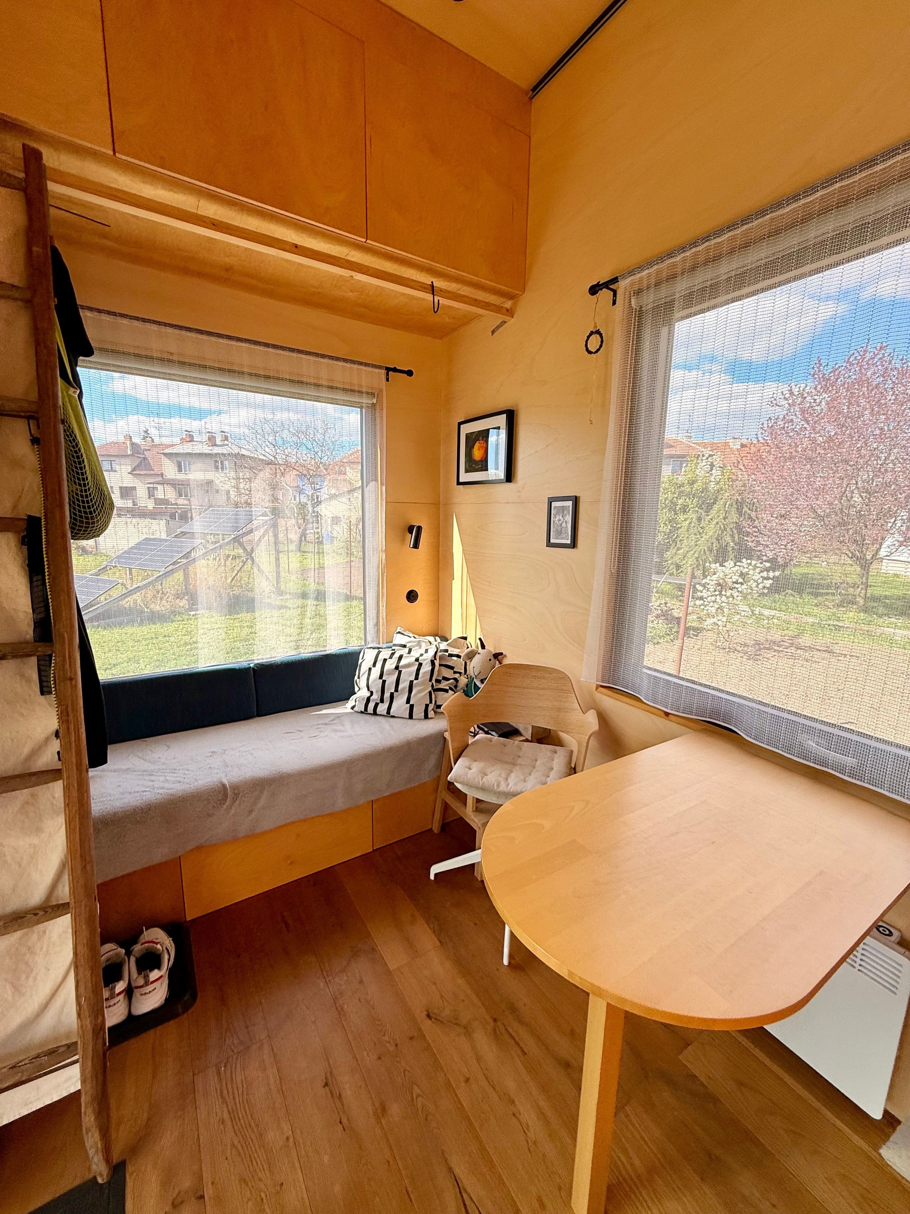 Plně vybavený mobilní dům s ostrovním systémem od Rolling Homes 23