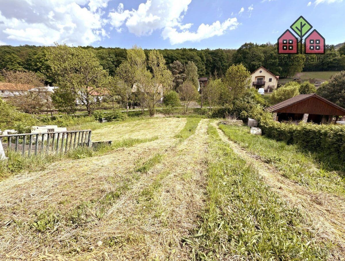 Pozemek Stavební pozemek 1027 m2, příroda, Oparenské údolí, obec Vel - Litoměřice | Bazoš.cz