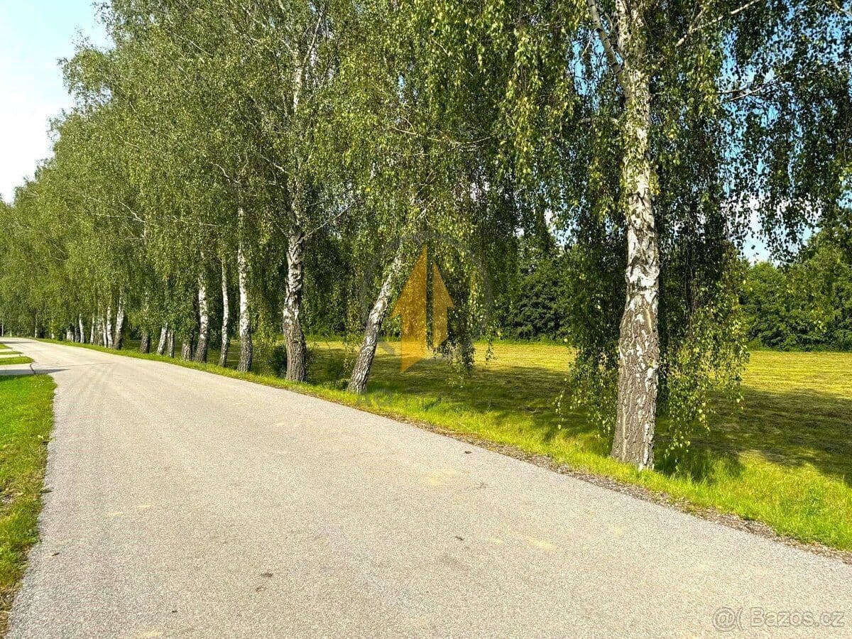 Pozemek Prodej stavebního pozemku určeného k výstavbě rodinného venk - Hradec Králové | Bazoš.cz