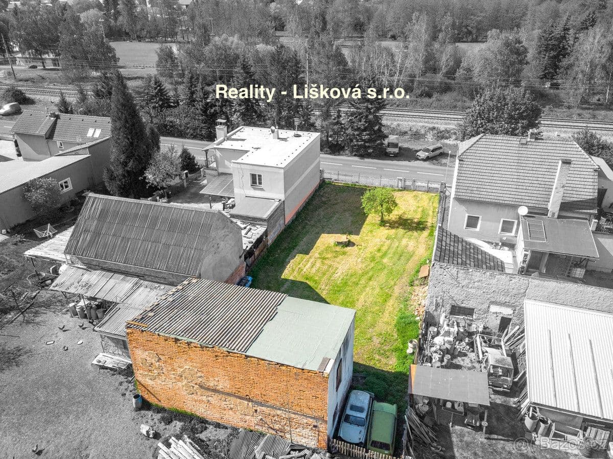 Pozemek Prodej pozemku se stodolou v obci Rtyně nad Labem - Teplice | Bazoš.cz