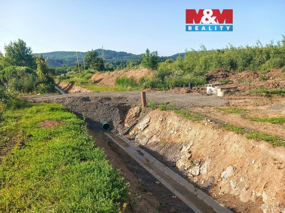 Pozemek Prodej pozemku k bydlení v Ostrově,1352 m2, Kfely - Karlovy Vary | Bazoš.cz