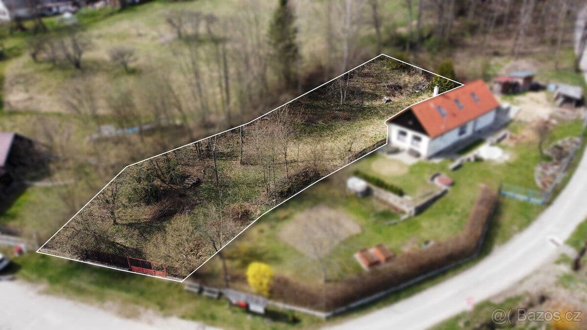 Pozemek Stavební pozemek v obci Pavlov u Herálce - Havlíčkův Brod | Bazoš.cz