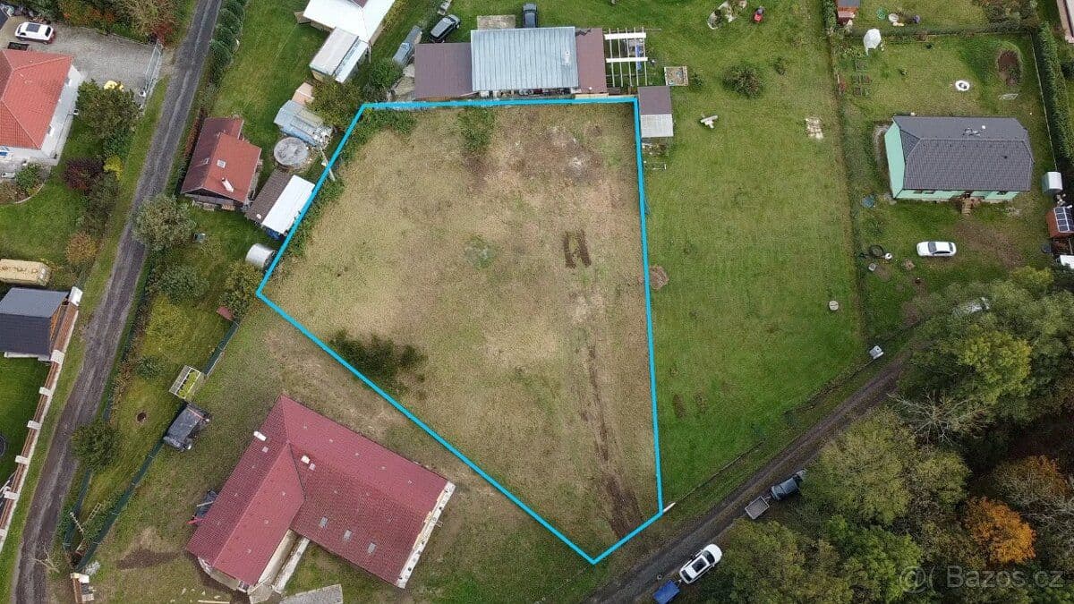 Pozemek Stavební pozemek 1572 m2, Bežerovice - Tábor | Bazoš.cz