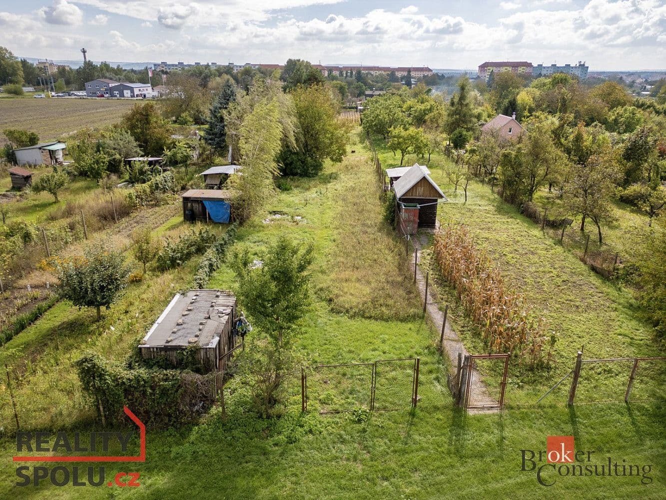 Pozemek Prodej zahrady 1 765 m²