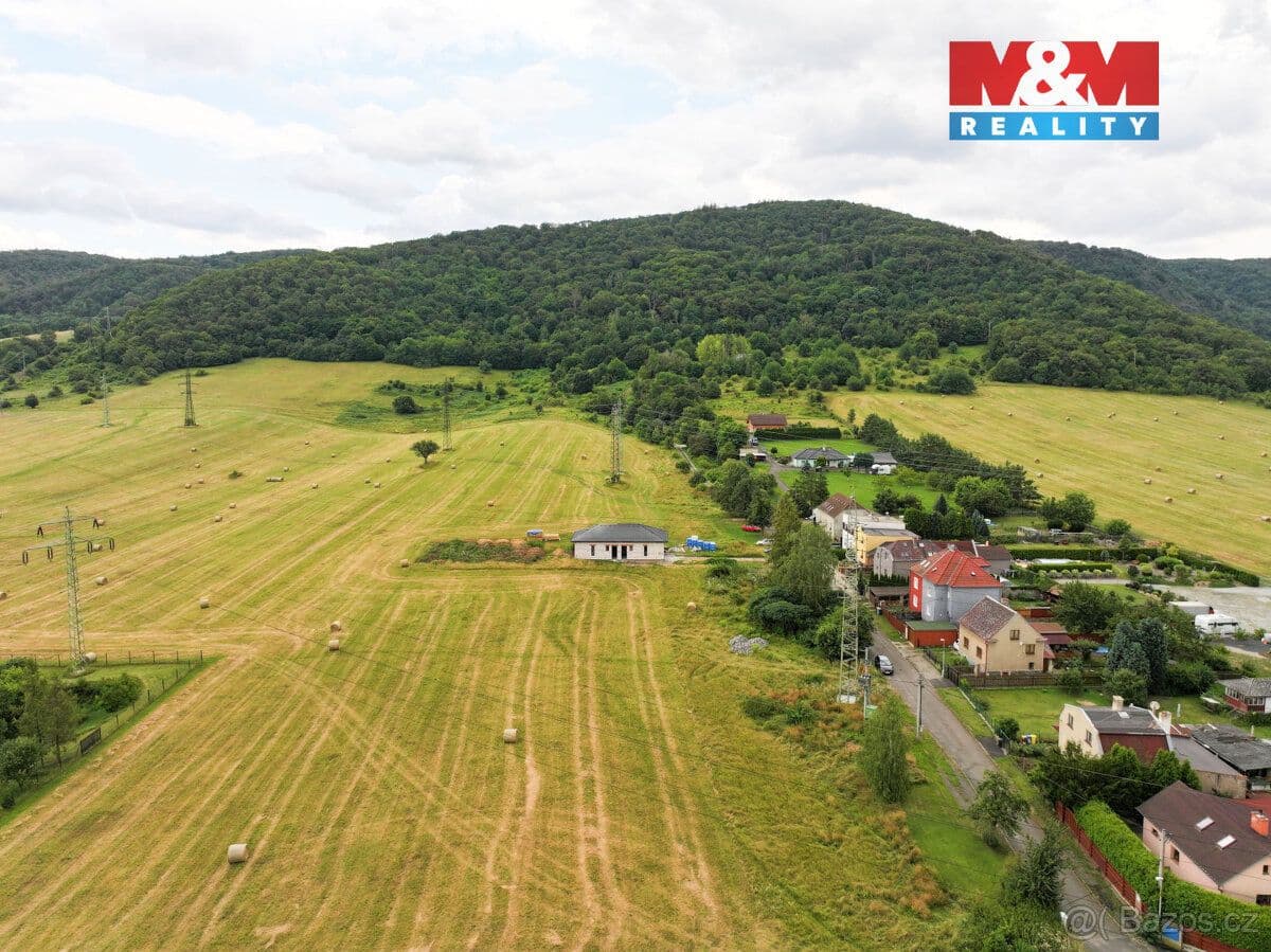Pozemek Prodej pozemku k bydlení, 1317 m², Trmice - Ústí nad Labem | Bazoš.cz