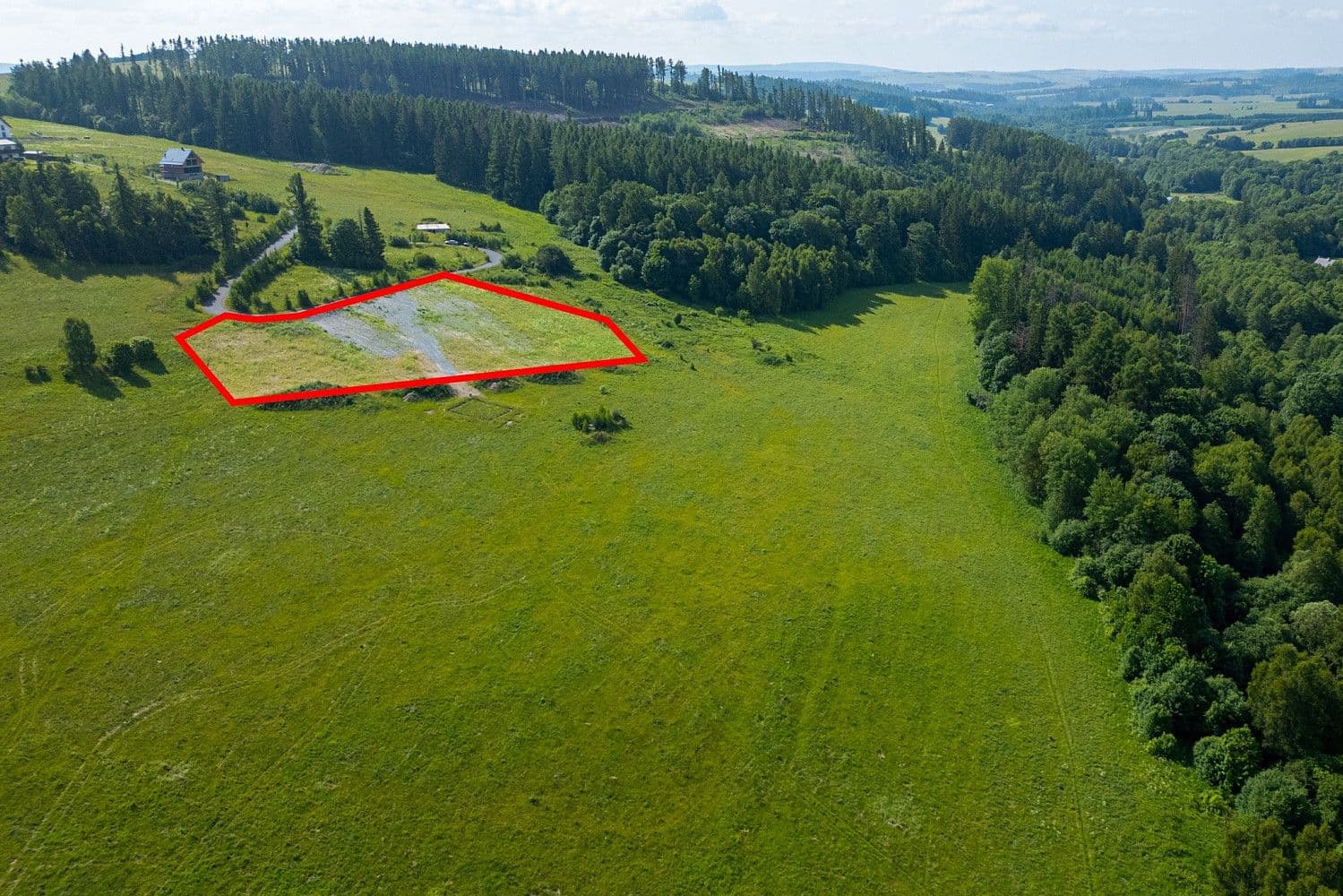 Pozemek Prodej komerčního pozemku 1 179 m²