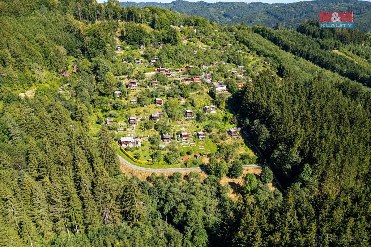 Pozemek Prodej zahrady, 451 m², Vsetín - Vsetín | Bazoš.cz