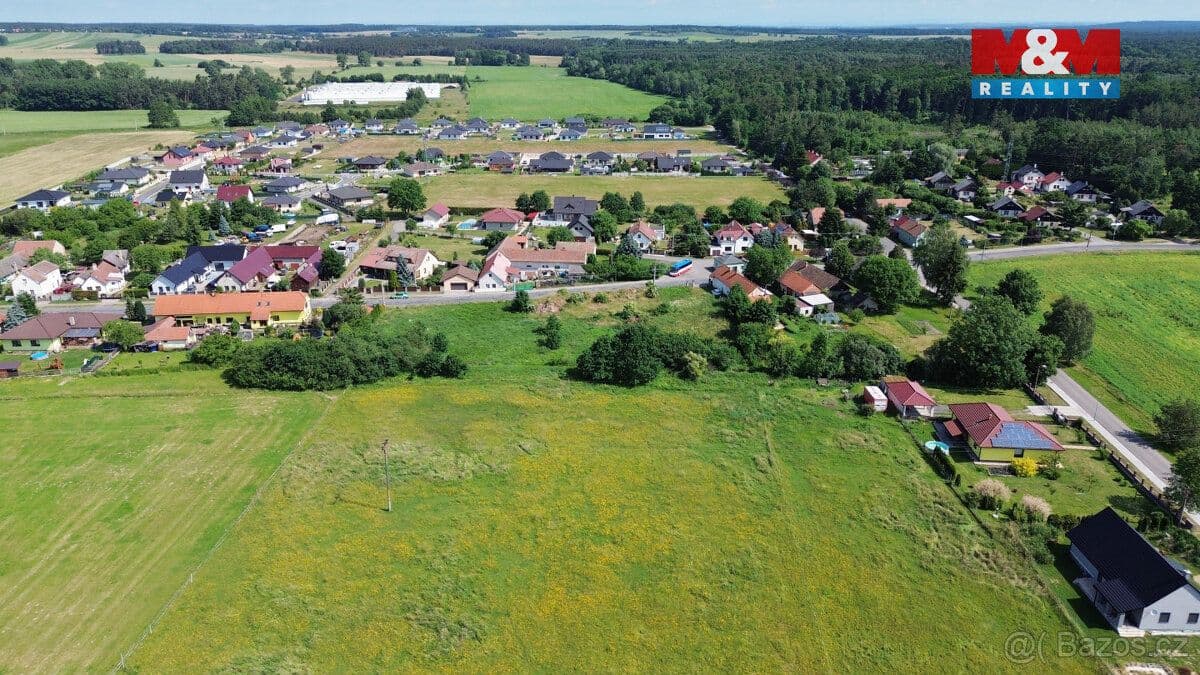 Pozemek Prodej pozemku k bydlení v Labských Chrčicích - Kolín | Bazoš.cz