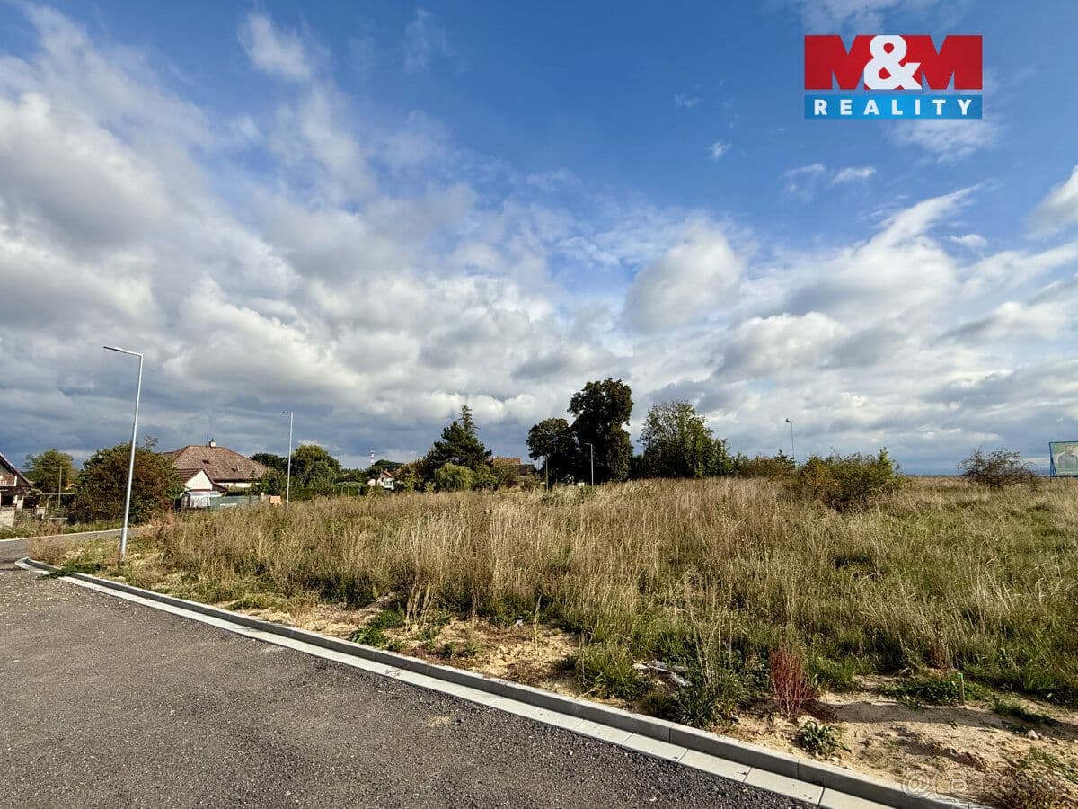 Pozemek Prodej pozemku k výstavbě rodinného domu, 1235 m², obec Časy - Pardubice | Bazoš.cz