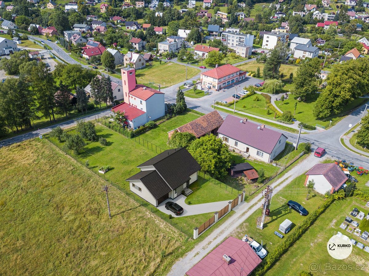 Pozemek Stavební pozemek s projektem domu 4+KK o výměře 1.364 m2 v o - Frýdek - Místek | Bazoš.cz