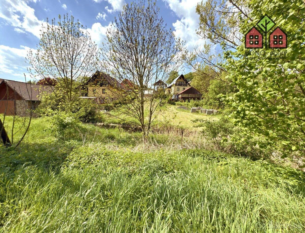 Pozemek Stavební pozemek 1027 m2, příroda, Oparenské údolí, obec Vel - Litoměřice | Bazoš.cz