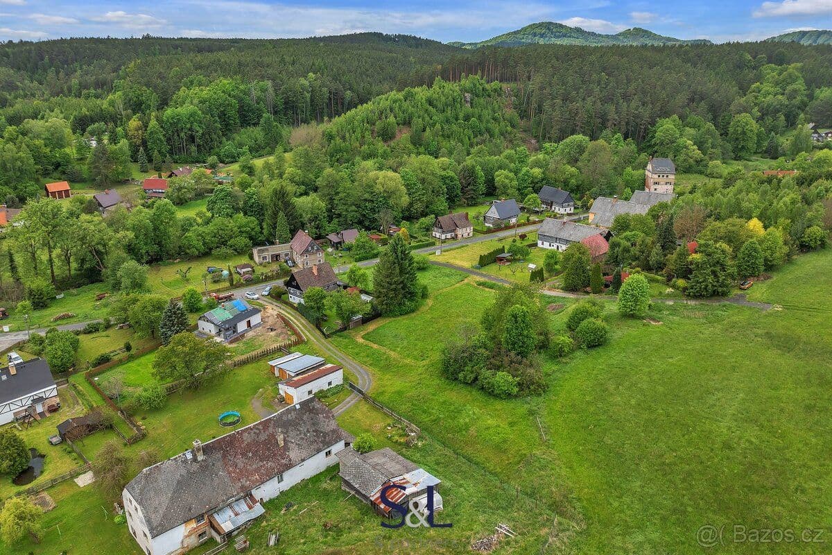 Pozemek Prodej pozemku pro bydlení, 828 m² - Velenice, ev.č. 01268 - Česká Lípa | Bazoš.cz