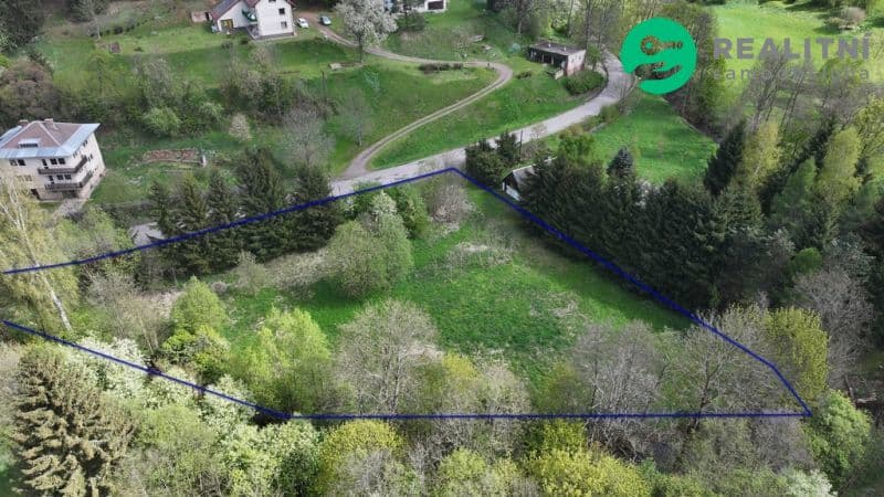 Pozemek Rovinatá stavební parcela cca 350 m2 s rozlehlou... - Jičín | Bazoš.cz