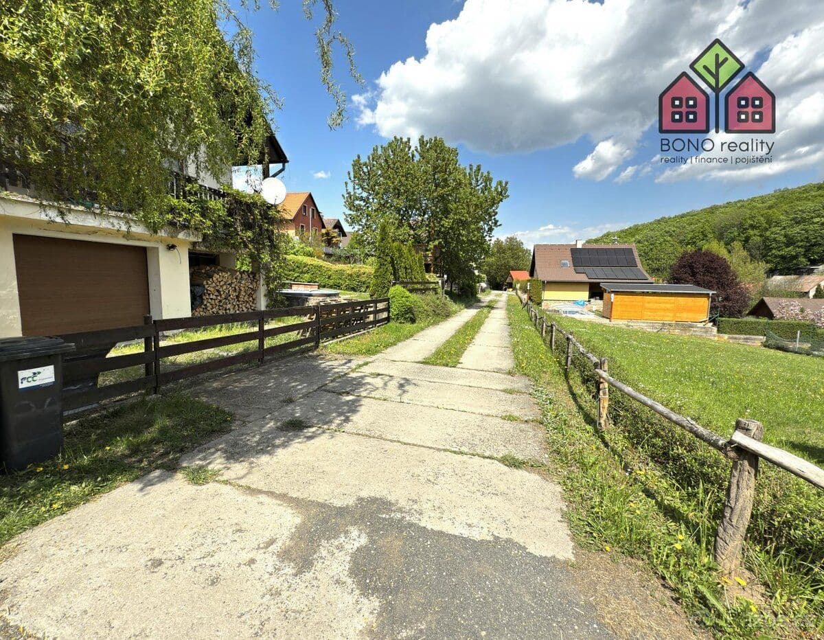 Pozemek Stavební pozemek 1027 m2, příroda, Oparenské údolí, obec Vel - Litoměřice | Bazoš.cz