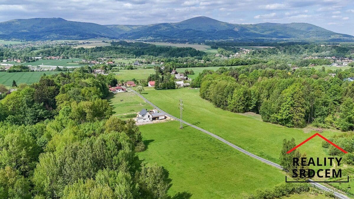 Pozemek Prodej stavebního pozemku, 2961 m2, Návsí - Frýdek - Místek | Bazoš.cz
