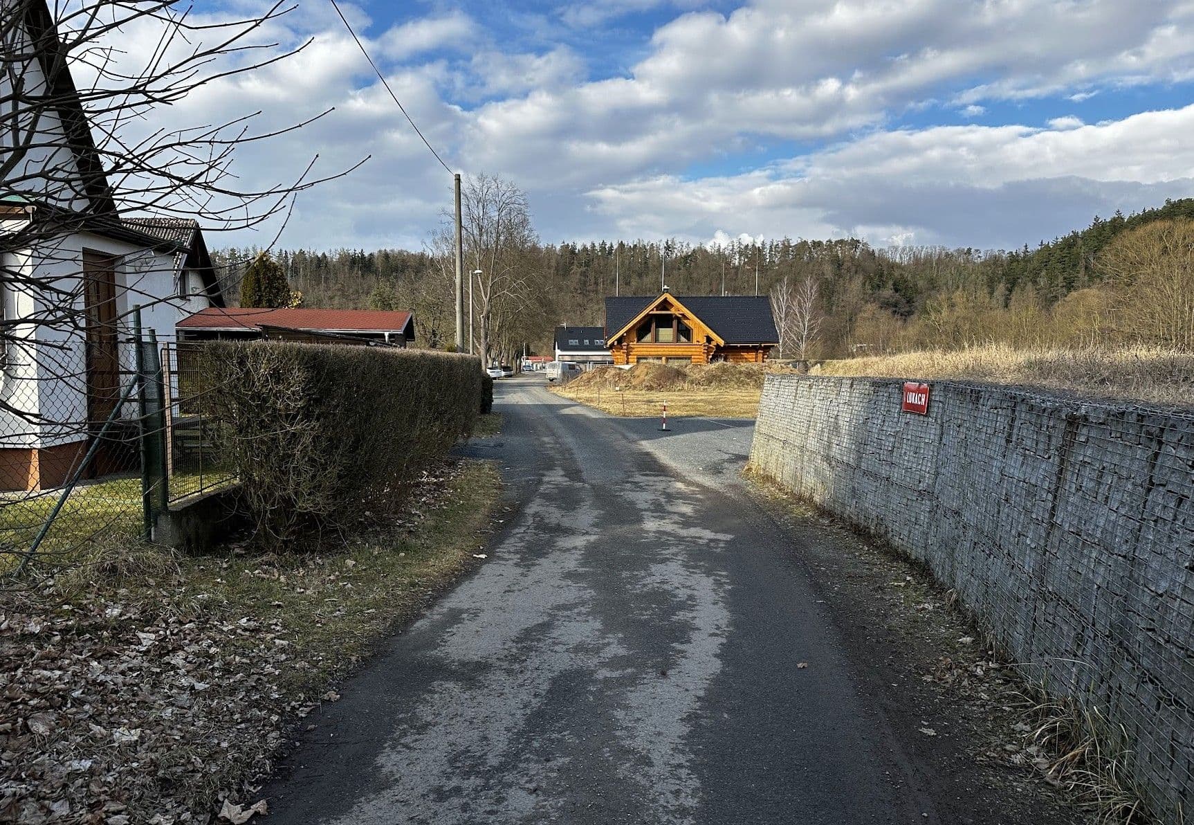 Pozemek 🏡 Pronájem stavebního pozemku v Dýšině – klidné místo na dosah Plzně