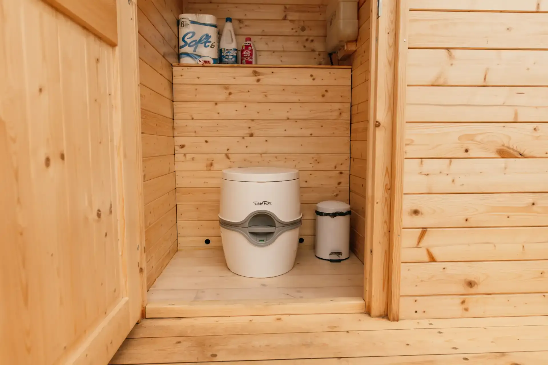 Glamping na prodej: Útulna v sadu 30min od Prahy 3