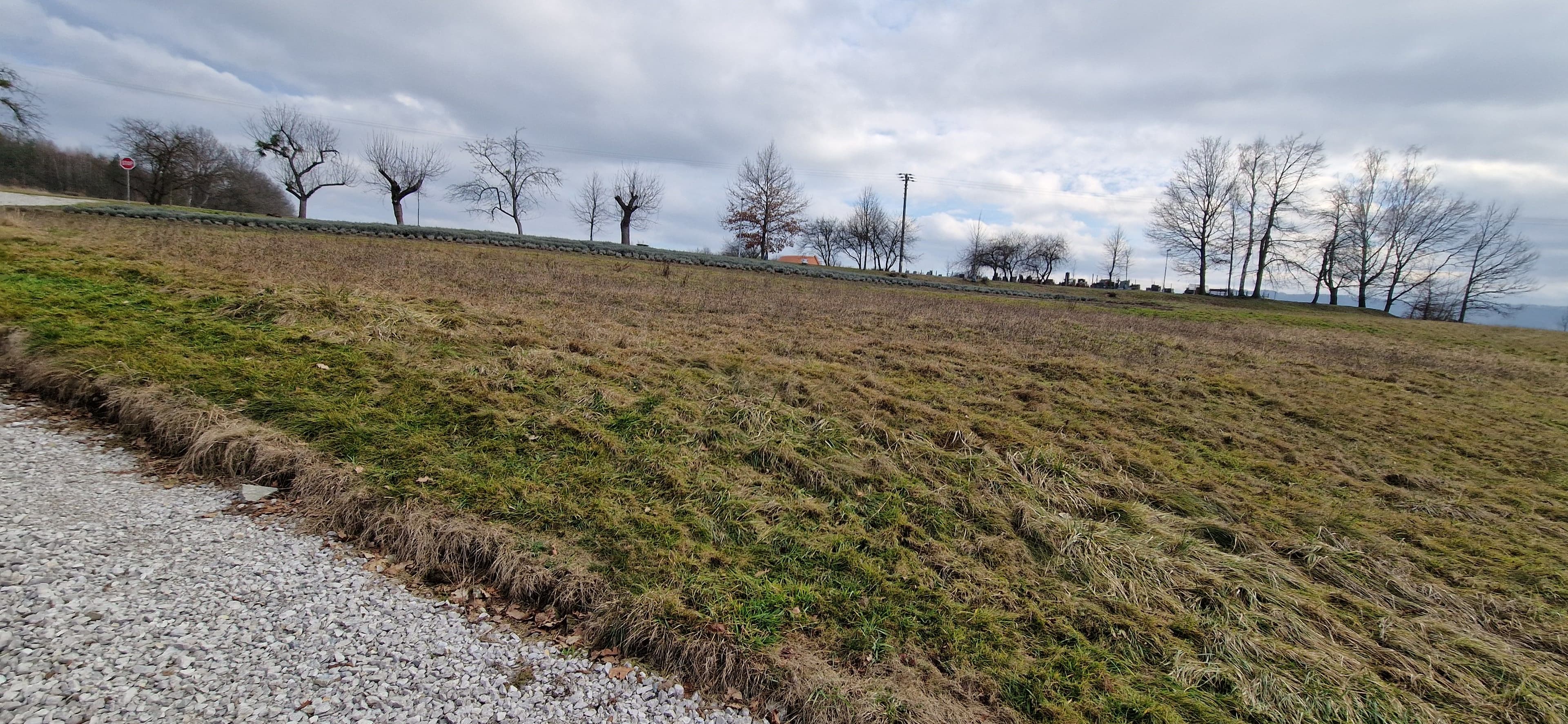 Pozemek 🏡 Pronájem stavebního pozemku s úchvatným výhledem na Beskydy – Krhová, okres Vsetín! 🌿 Pozemek 🏡 Pronájem stavebního pozemku s úchvatným výhledem na Beskydy – Krhová, okres Vsetín! 🌿