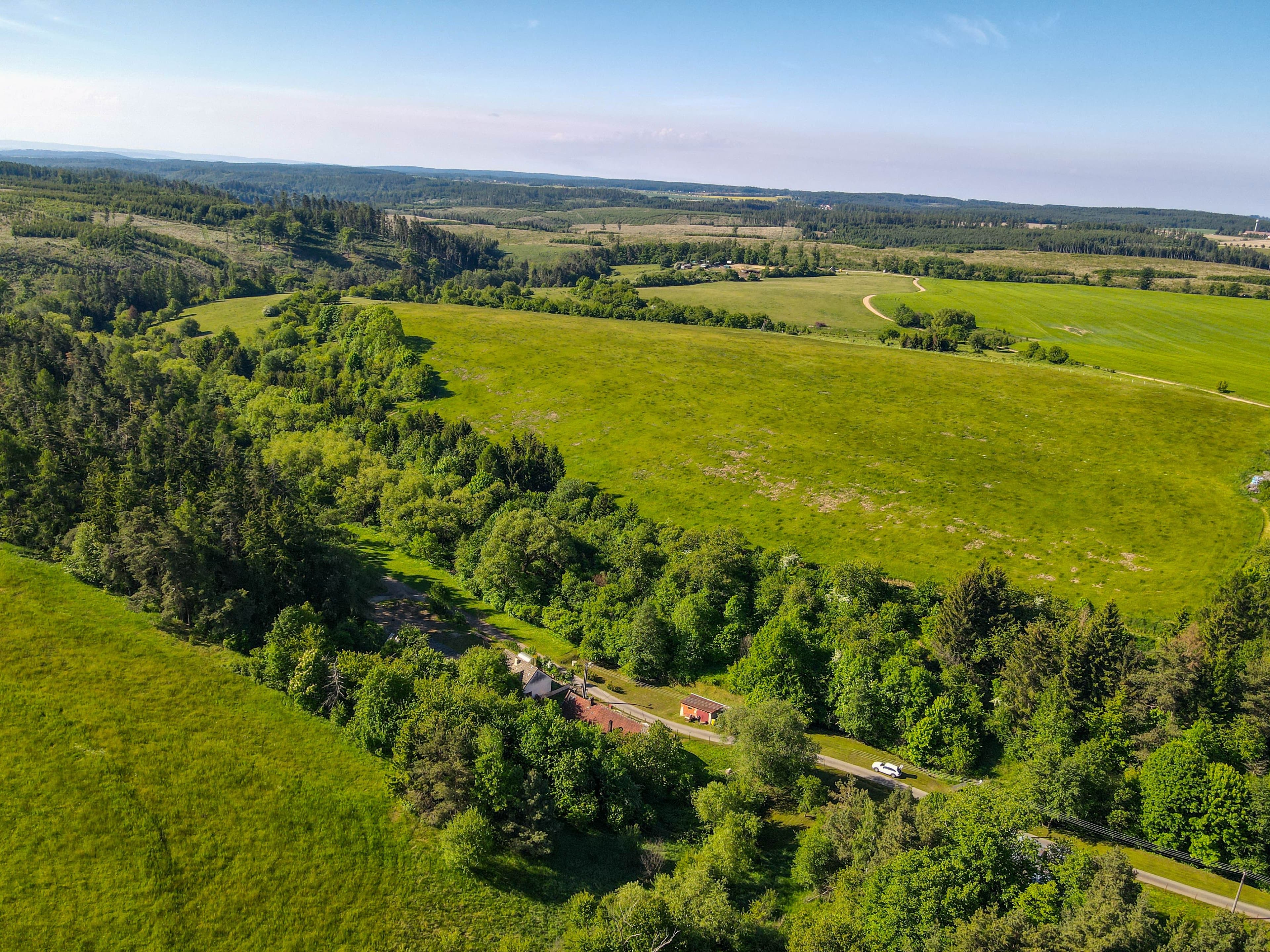 Pozemek 🏡 Prodej pozemku na okraji lesa v obci Kulířov – ideální pro milovníky přírody Pozemek 🏡 Prodej pozemku na okraji lesa v obci Kulířov – ideální pro milovníky přírody