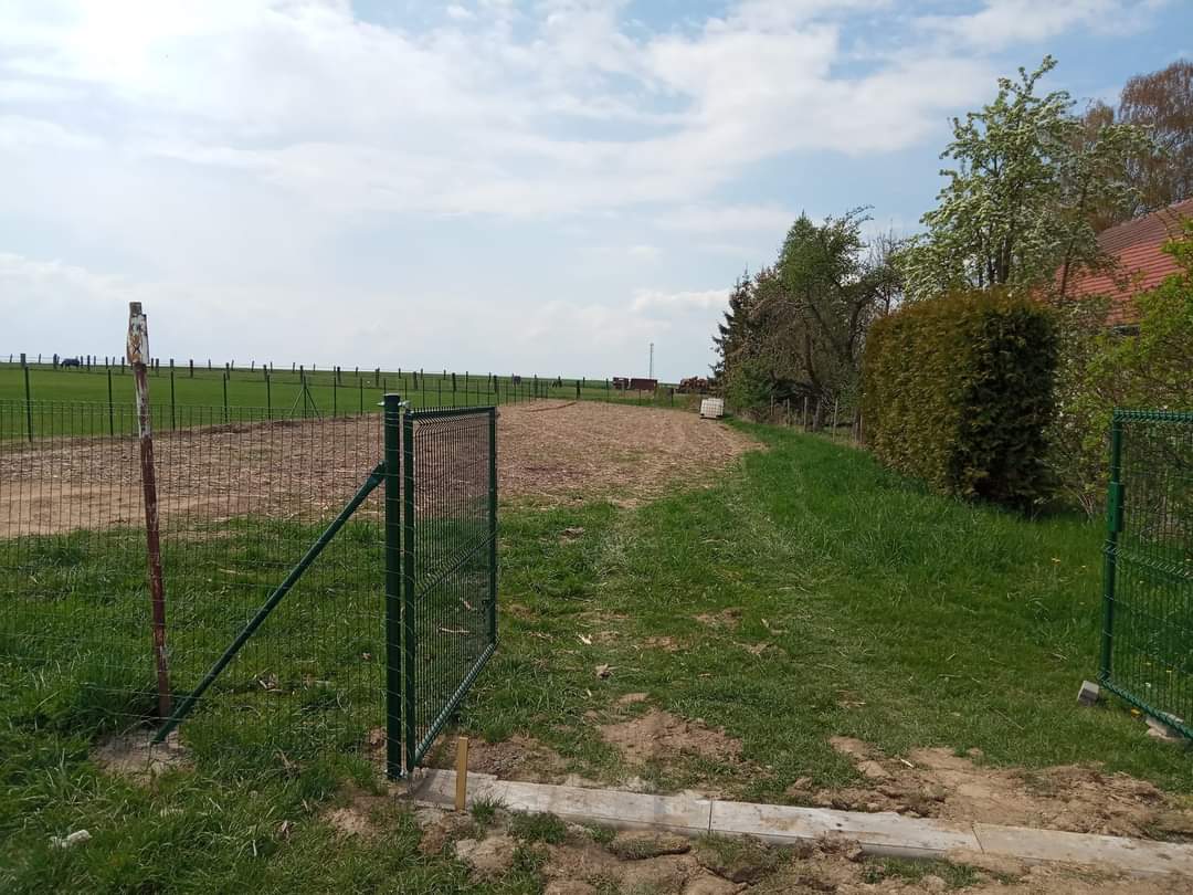 Pozemek Pozemek pro váš vlastní tiny house v srdci Miletína u Onomyšle Pozemek Pozemek pro váš vlastní tiny house v srdci Miletína u Onomyšle