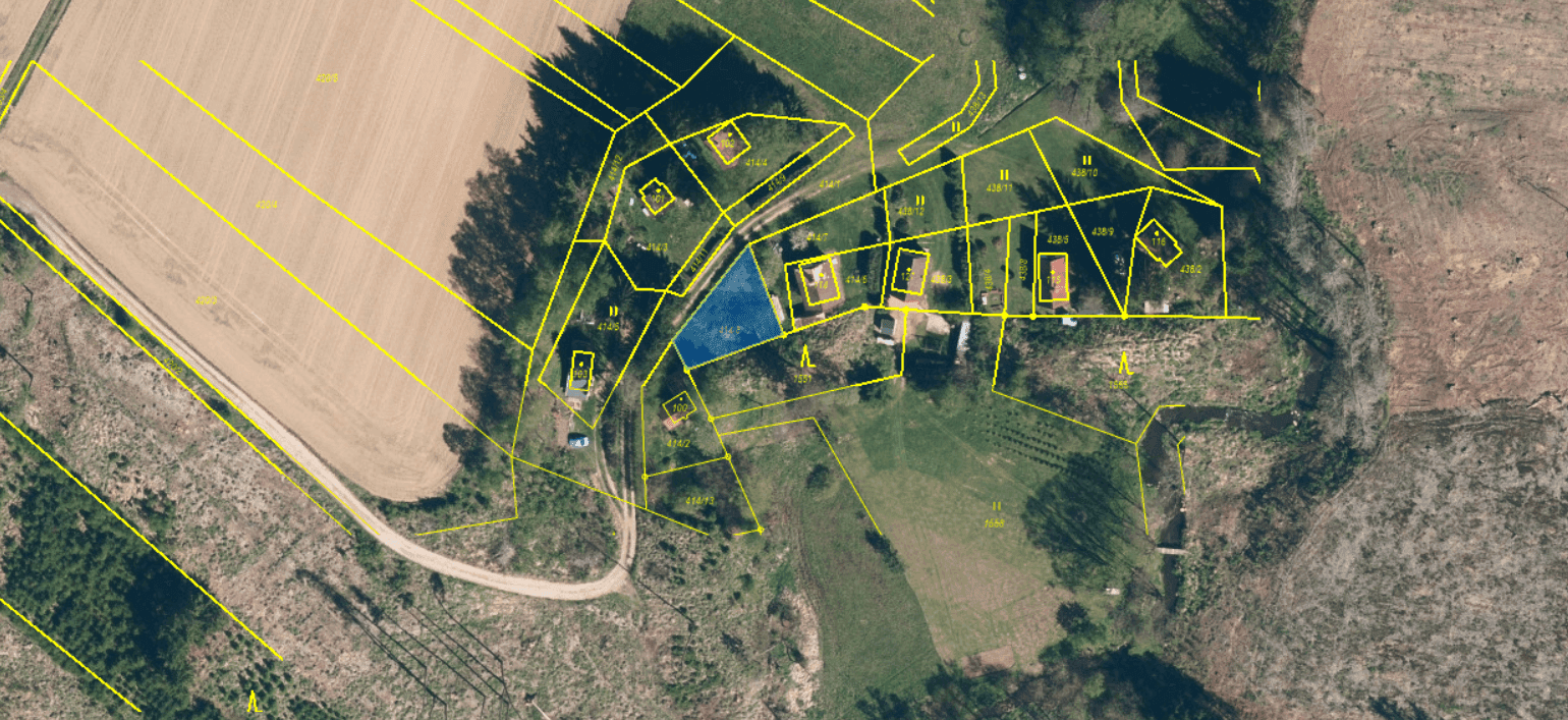 Pozemek 🏡 Pronájem pozemku pro malou chatu v krajině Vysočiny – Vlásenice u Pelhřimova Pozemek 🏡 Pronájem pozemku pro malou chatu v krajině Vysočiny – Vlásenice u Pelhřimova