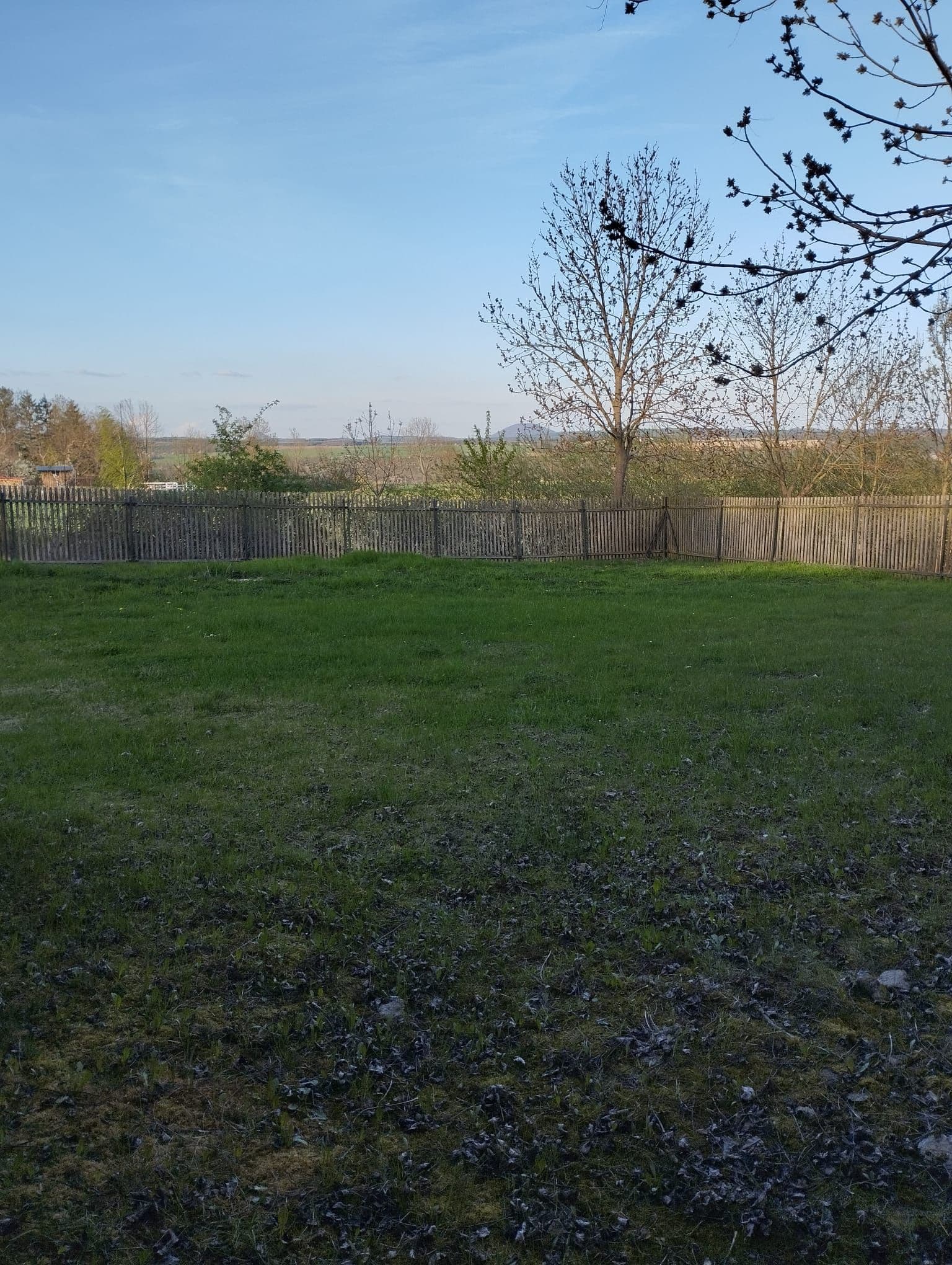 Pozemek 🏡 Pronájem malebného venkovského pozemku v Jištěrpech – pro klidné bydlení i ubytování pod kopcem Sedlo Pozemek 🏡 Pronájem malebného venkovského pozemku v Jištěrpech – pro klidné bydlení i ubytování pod kopcem Sedlo