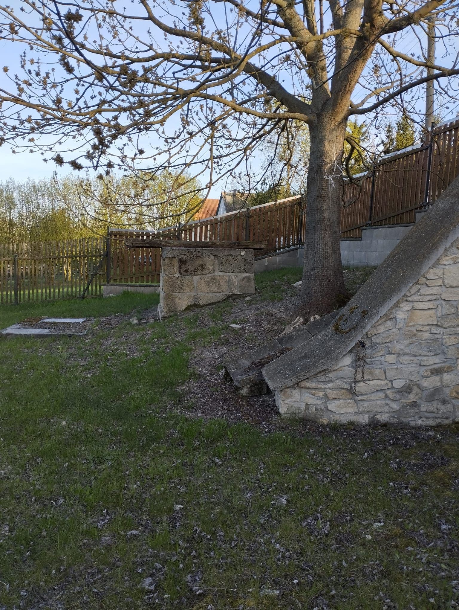 Pozemek 🏡 Pronájem malebného venkovského pozemku v Jištěrpech – pro klidné bydlení i ubytování pod kopcem Sedlo Pozemek 🏡 Pronájem malebného venkovského pozemku v Jištěrpech – pro klidné bydlení i ubytování pod kopcem Sedlo