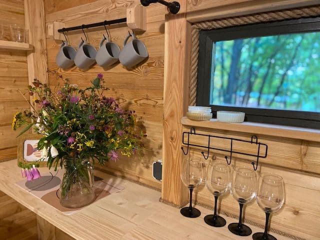 Pozemek 🏡 Na prodej: úspěšný zavedený glamping Treehouse Na Stráni – pozemek se stavbami, know-how Pozemek 🏡 Na prodej: úspěšný zavedený glamping Treehouse Na Stráni – pozemek se stavbami, know-how