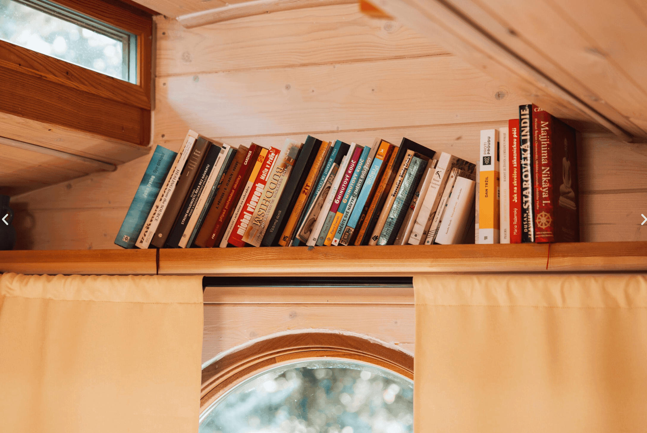 Pozemek 🏡 Na prodej: Glamping Posázaví - investice s atmosférou Pozemek 🏡 Na prodej: Glamping Posázaví - investice s atmosférou