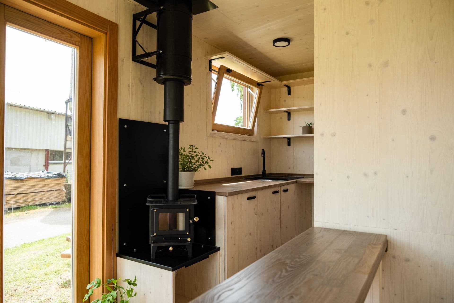 Tiny house Kostka 6m od Truhlářství Rillich Tiny house Kostka 6m 3
