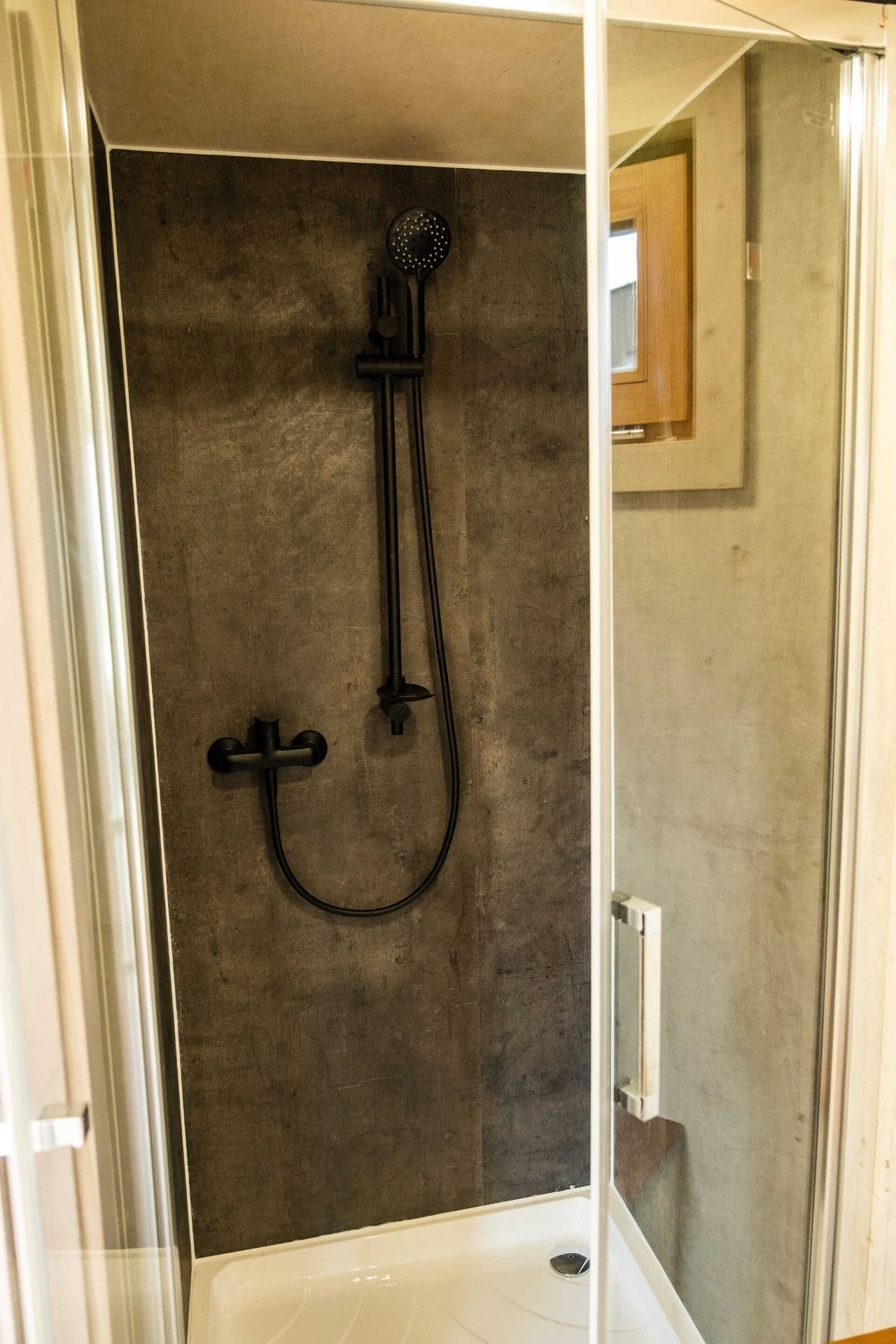 Tiny house Kostka 6m od Truhlářství Rillich Tiny house Kostka 6m 12