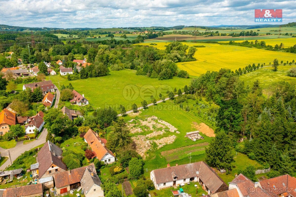 Pozemek Prodej pozemku, 3827 m², Cerhonice - Písek | Bazoš.cz Pozemek Prodej pozemku, 3827 m², Cerhonice - Písek | Bazoš.cz