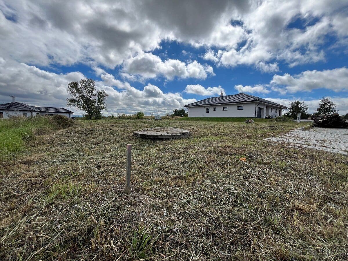 Pozemek Prodej stavebního pozemku o velikosti 898 m2 v obci Žáky - Kutná Hora | Bazoš.cz Pozemek Prodej stavebního pozemku o velikosti 898 m2 v obci Žáky - Kutná Hora | Bazoš.cz