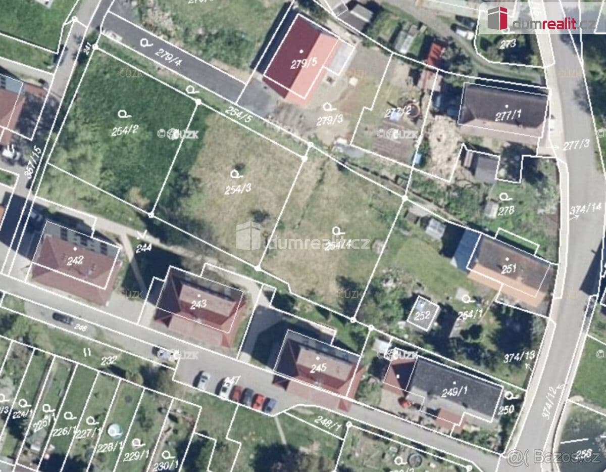 Pozemek Prodej 1 pozemku k výstavbě RD každý o velikosti 700 m2, Vel - Ústí nad Labem | Bazoš.cz Pozemek Prodej 1 pozemku k výstavbě RD každý o velikosti 700 m2, Vel - Ústí nad Labem | Bazoš.cz