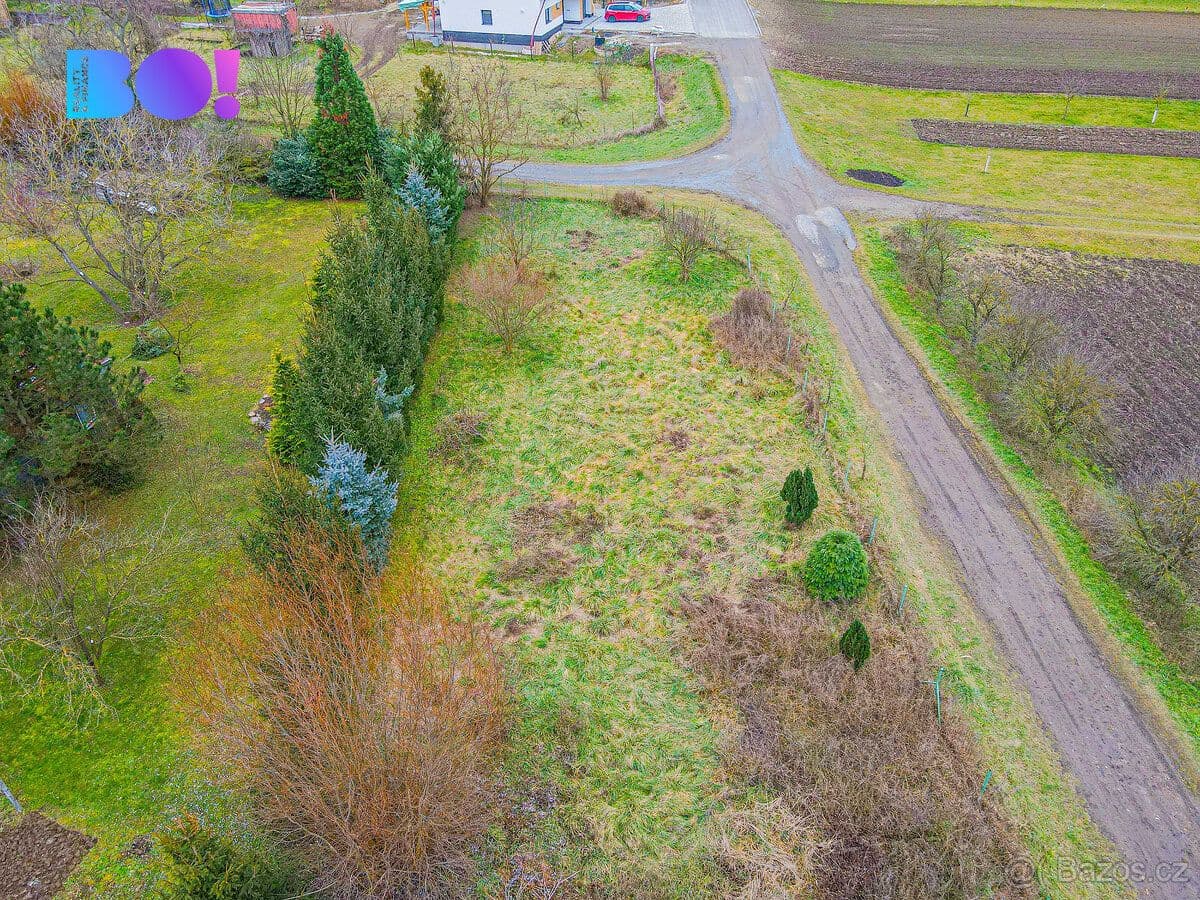 Pozemek Prodej stavebního pozemku 1000 m2, Trávník, Kroměříž - Kroměříž | Bazoš.cz Pozemek Prodej stavebního pozemku 1000 m2, Trávník, Kroměříž - Kroměříž | Bazoš.cz
