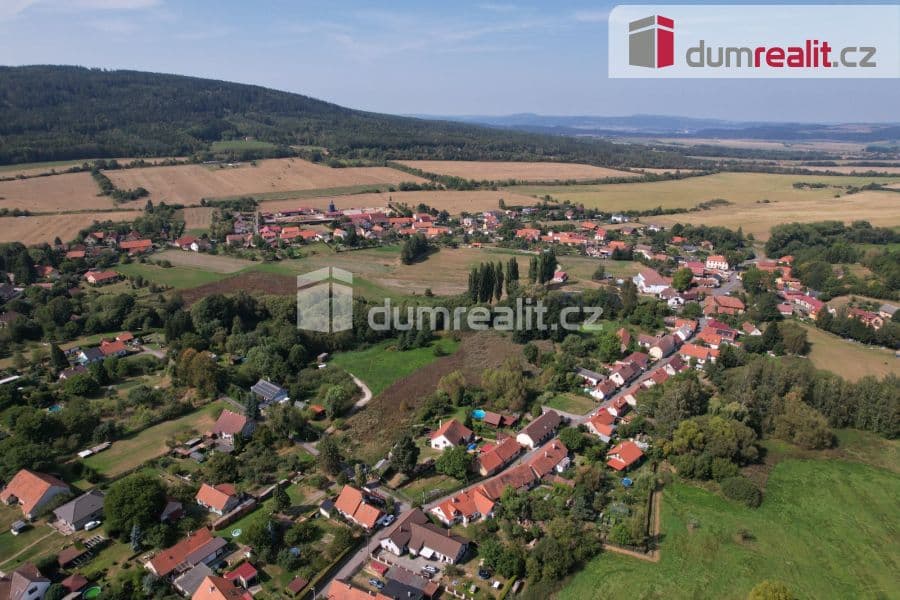 Pozemek Prodej stavebního pozemku 1218 m2 v obci Běštín, okrese Bero - Beroun | Bazoš.cz Pozemek Prodej stavebního pozemku 1218 m2 v obci Běštín, okrese Bero - Beroun | Bazoš.cz