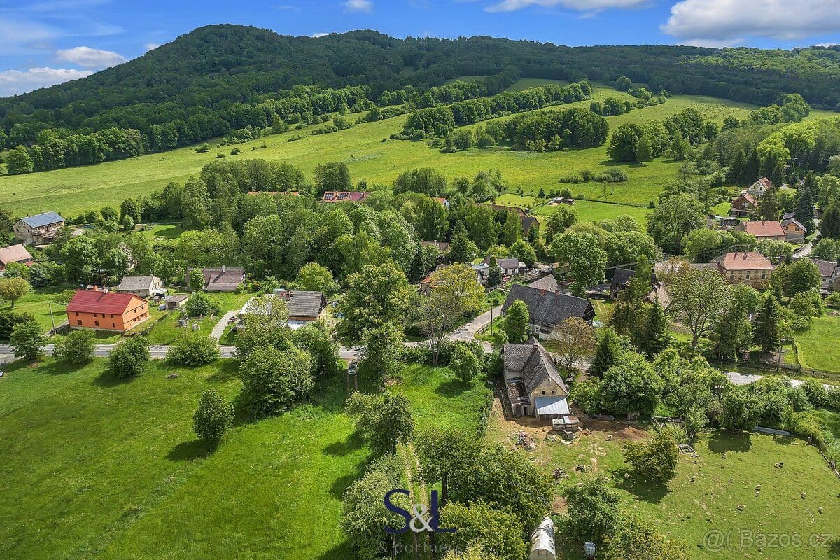Pozemek Prodej pozemky pro bydlení, 932 m² - Žandov - Valteřice - Česká Lípa | Bazoš.cz Pozemek Prodej pozemky pro bydlení, 932 m² - Žandov - Valteřice - Česká Lípa | Bazoš.cz