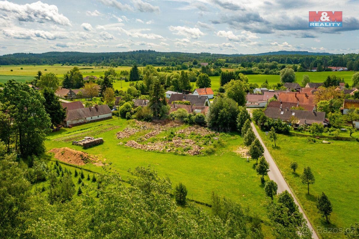 Pozemek Prodej pozemku, 3827 m², Cerhonice - Písek | Bazoš.cz Pozemek Prodej pozemku, 3827 m², Cerhonice - Písek | Bazoš.cz