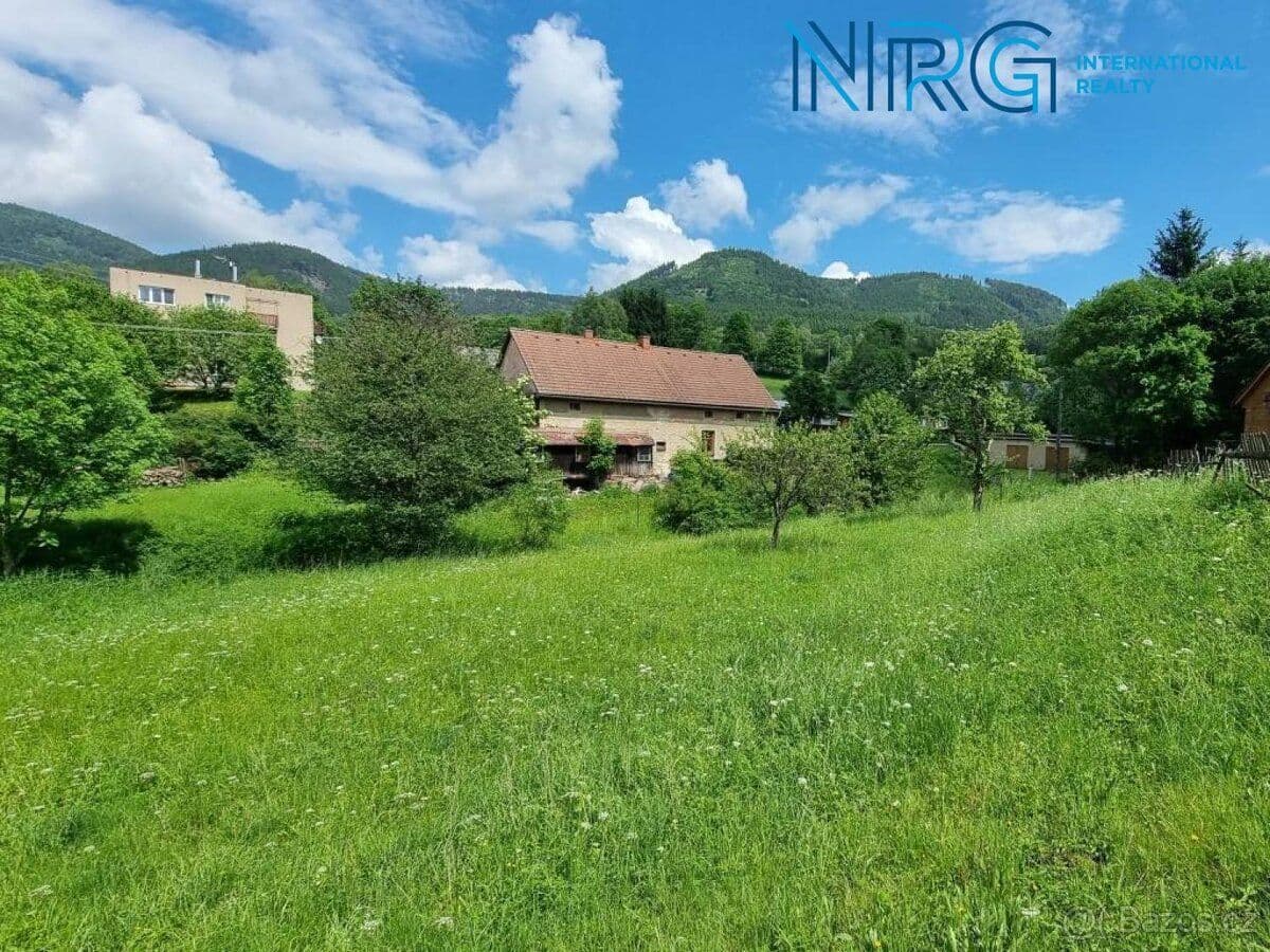 Pozemek Prodej stavebního pozemku, 1023 m2, Bernatice - Trutnov | Bazoš.cz Pozemek Prodej stavebního pozemku, 1023 m2, Bernatice - Trutnov | Bazoš.cz