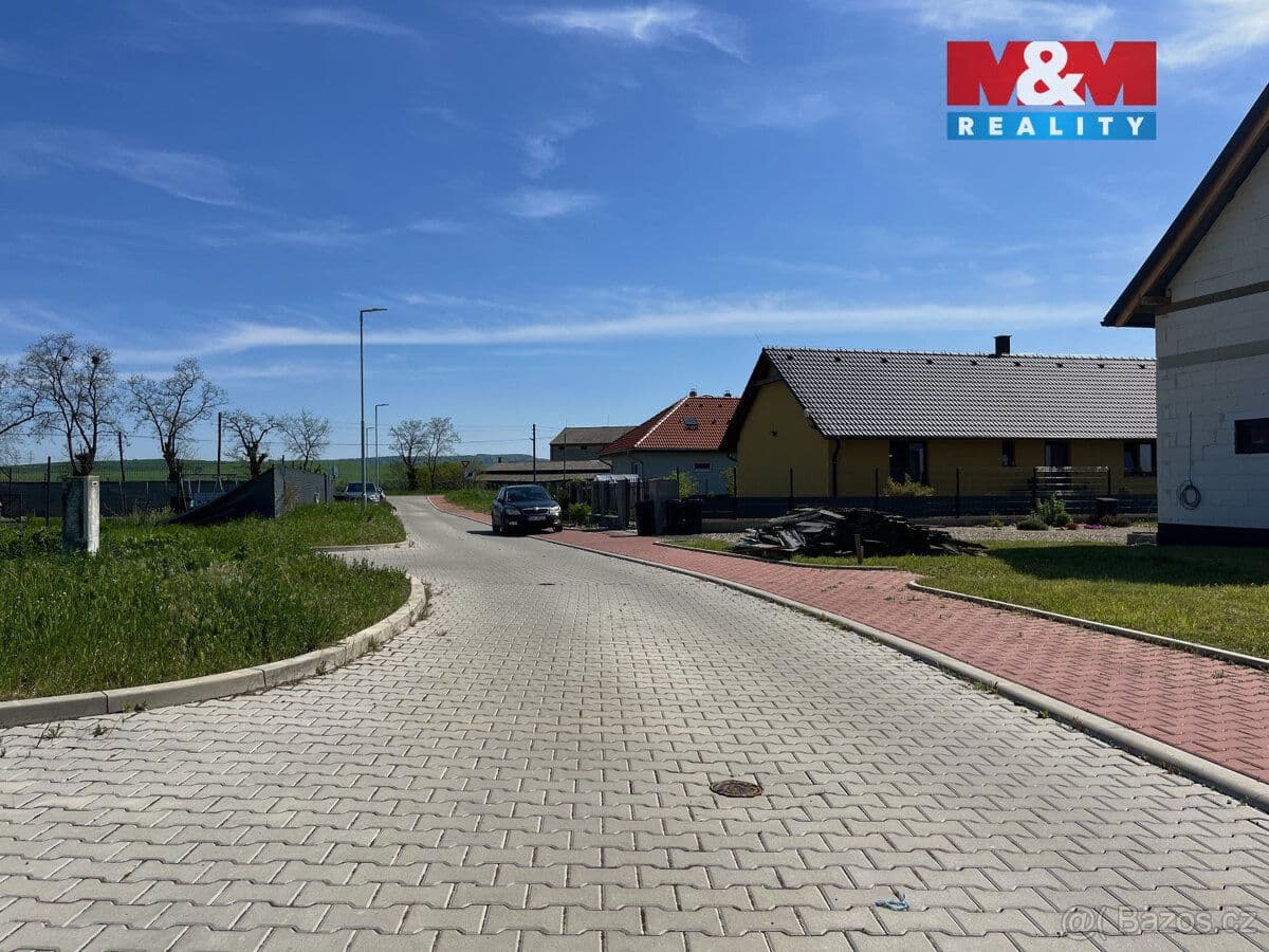 Pozemek Prodej pozemku k bydlení, 966 m², Postoloprty - Louny | Bazoš.cz Pozemek Prodej pozemku k bydlení, 966 m², Postoloprty - Louny | Bazoš.cz