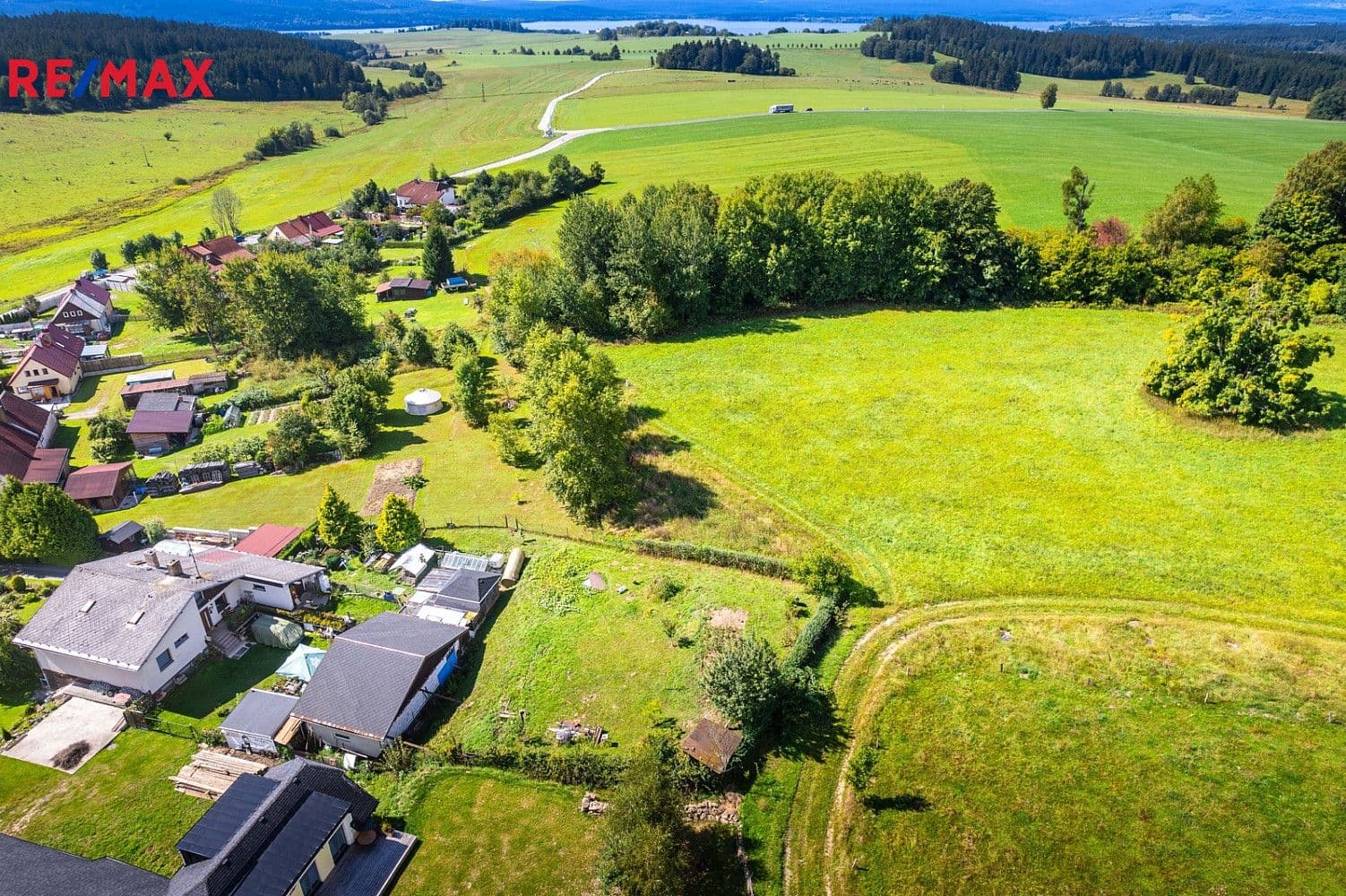 Pozemek Prodej stavebního pozemku 2 962 m² Pozemek Prodej stavebního pozemku 2 962 m²