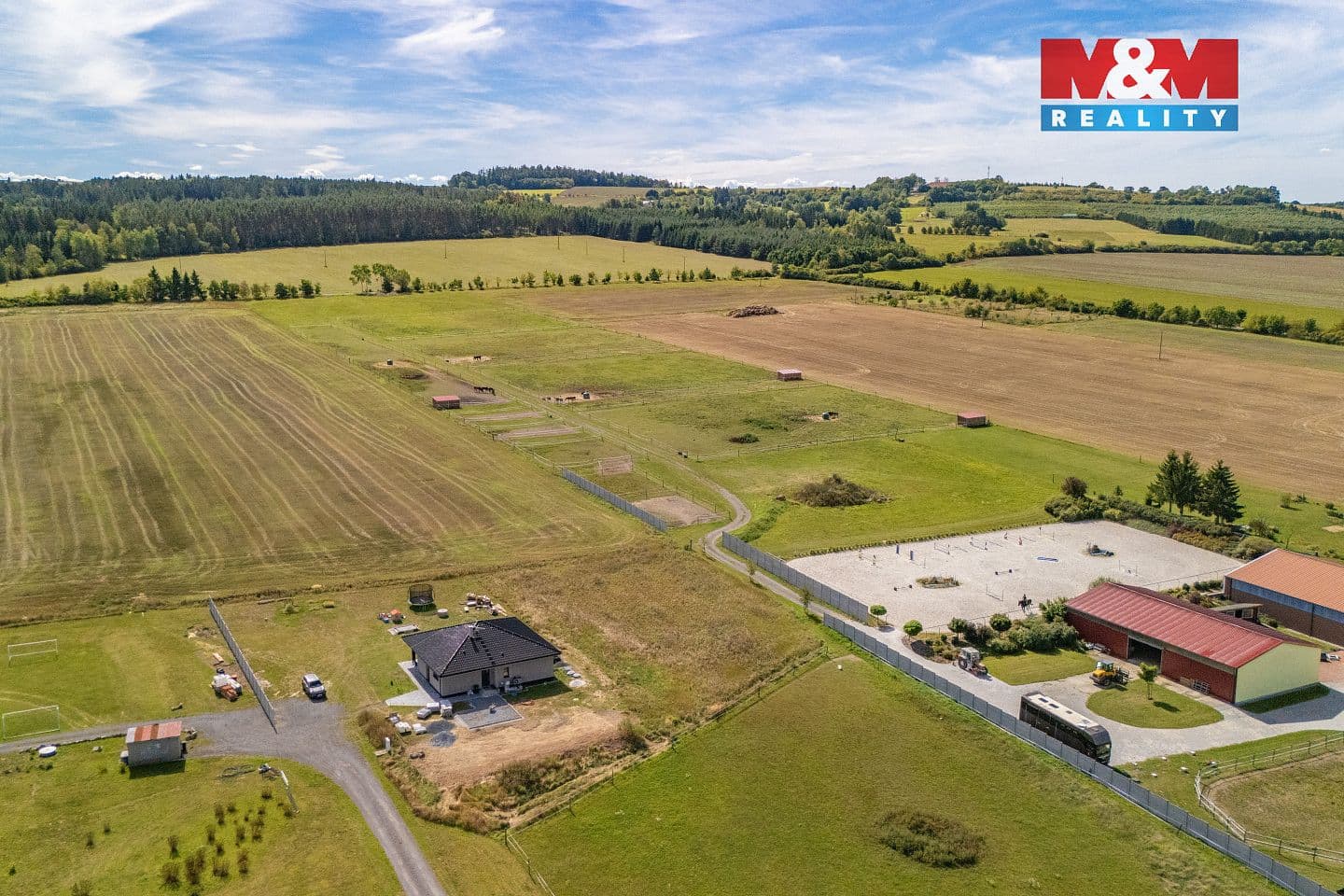 Pozemek Prodej stavebního pozemku 2 749 m² Pozemek Prodej stavebního pozemku 2 749 m²