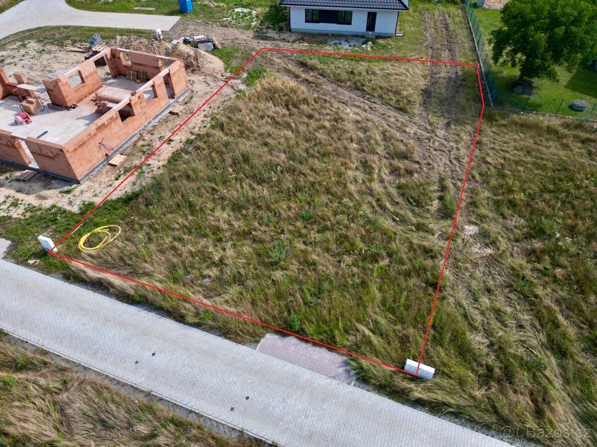 Pozemek Stavební pozemek Čilec 772m2 - Nymburk | Bazoš.cz Pozemek Stavební pozemek Čilec 772m2 - Nymburk | Bazoš.cz
