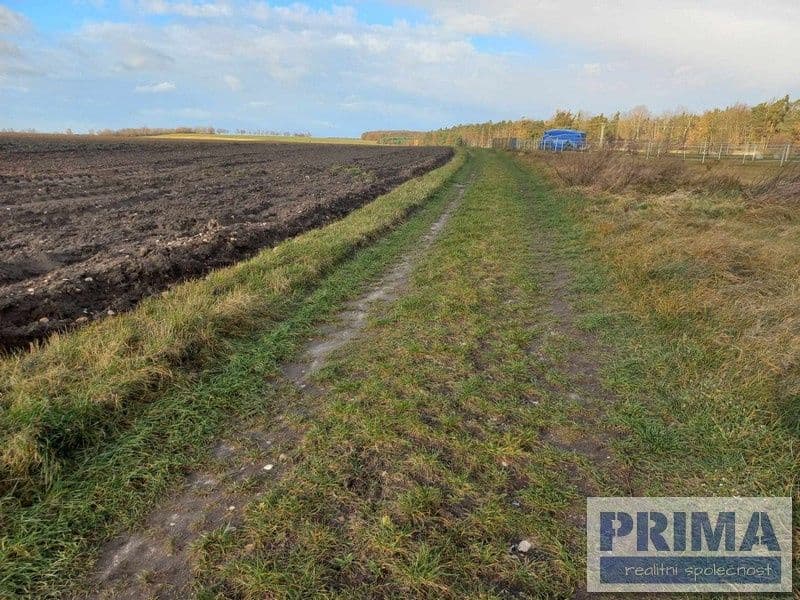 Pozemek Stavební pozemek pro rodinný dům 1025m2 Tetov - Pardubice | Bazoš.cz Pozemek Stavební pozemek pro rodinný dům 1025m2 Tetov - Pardubice | Bazoš.cz