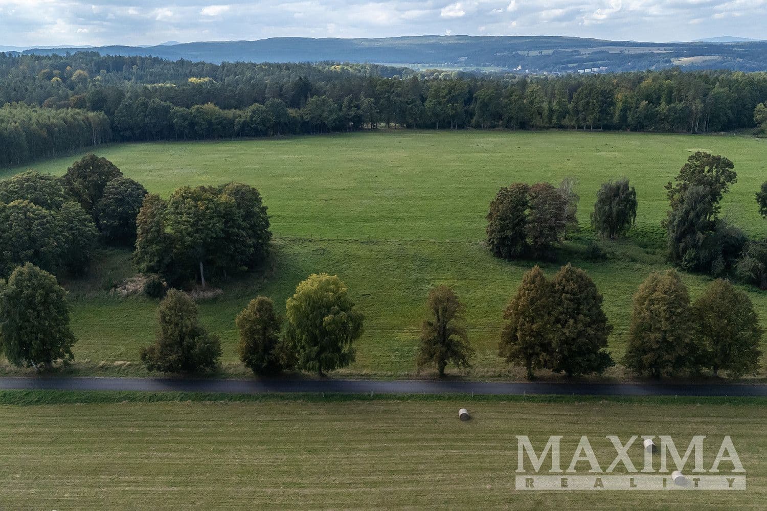 Pozemek Prodej stavebního pozemku 3 850 m² Pozemek Prodej stavebního pozemku 3 850 m²