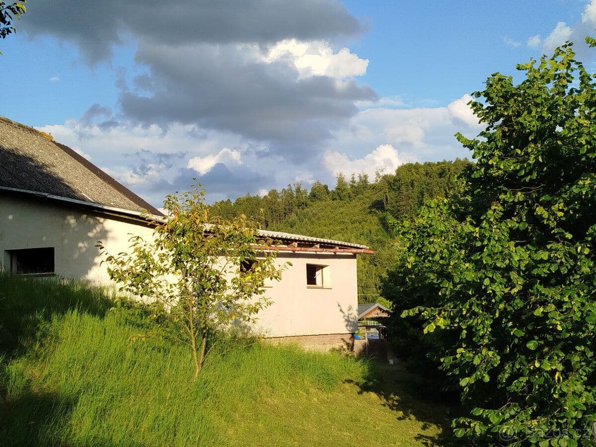 Pozemek Stavební pozemek v čisté přírodě 828 m² v Dlouhomilově - Olomouc | Bazoš.cz Pozemek Stavební pozemek v čisté přírodě 828 m² v Dlouhomilově - Olomouc | Bazoš.cz